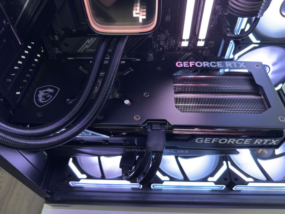 MSI RTX4070 Super Gaming X SLIM