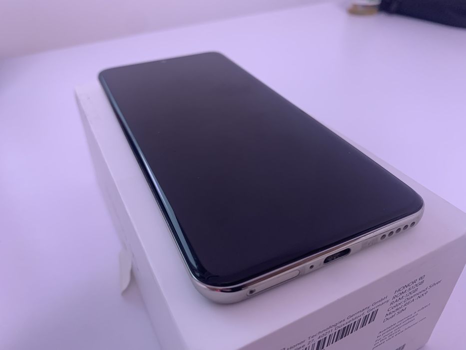 telefon honor 90 512GB 12RAM 5G