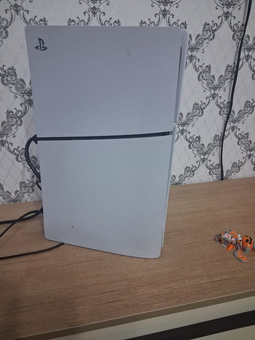 Прадоется ps5 хорошего состояние