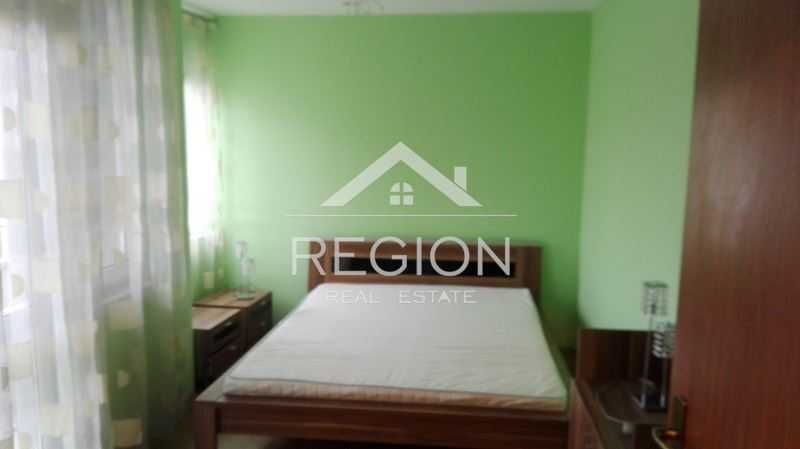 Дава се под наем Тристаен апартамент в Варна, Лятно кино Тракия - 86 кв.м за 484.5 € - Снимка #3