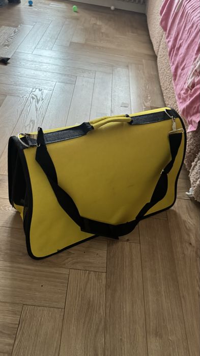 Переноска для собак и кошек