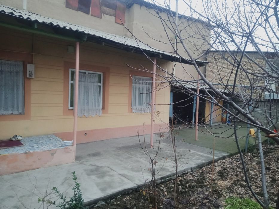 Yer uy sotiladi 2.7 , 3 sotik