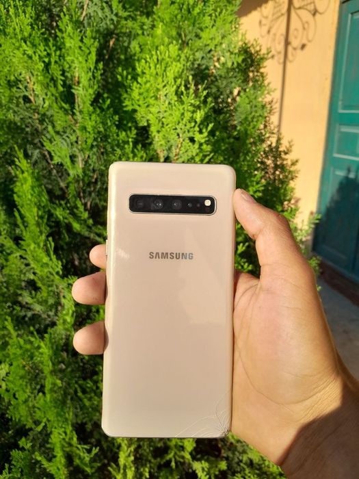 Samsung S10+ 109$