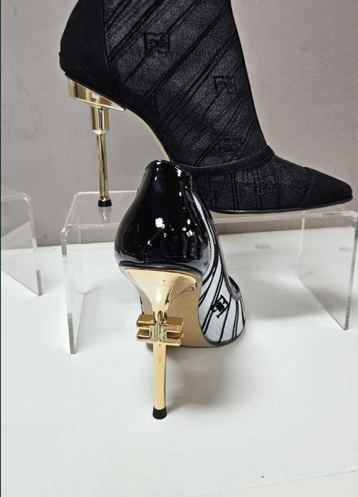 Обувки на ток Elisabetta franchi