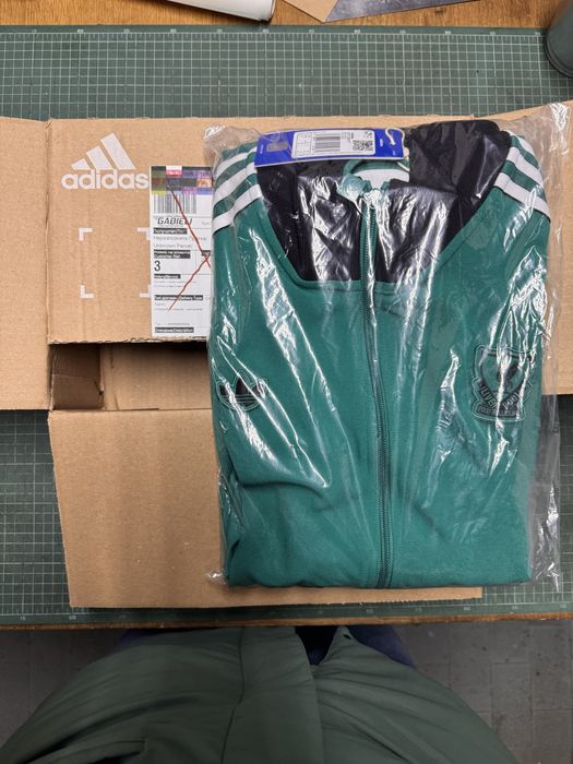 Горнище adidas originals Liverpool