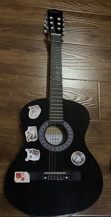 продаю гитару с укулеле