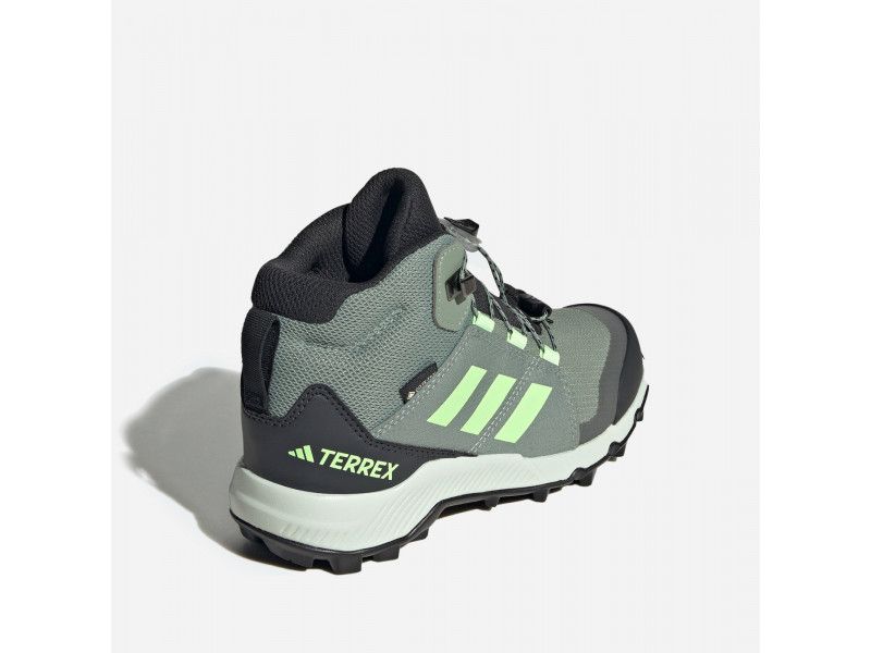 Adidas Terrex Mid Gore tex K  размери - 40