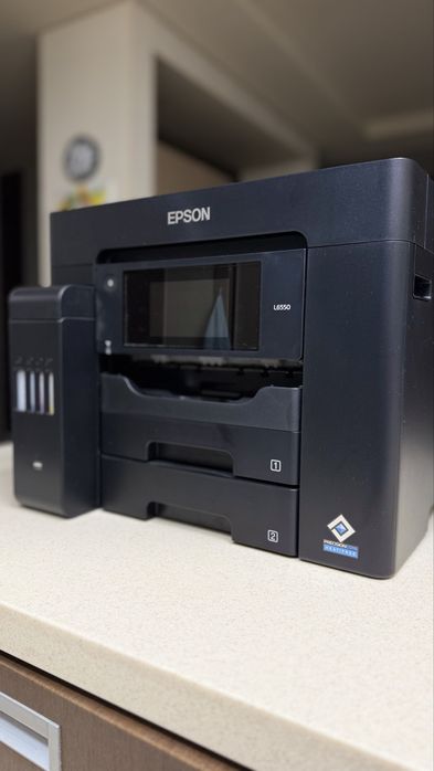 Продам принтер EPSON срочно