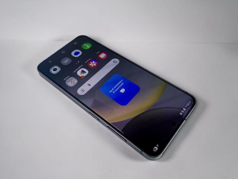 Samsung Galaxy S24 128GB 8RAM Onyx Black Отличен!