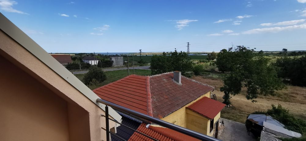 Дава се под наем Етаж от къща в с. Дуранкулак, Област Добрич - 120 кв.м за 51 € - Снимка #11