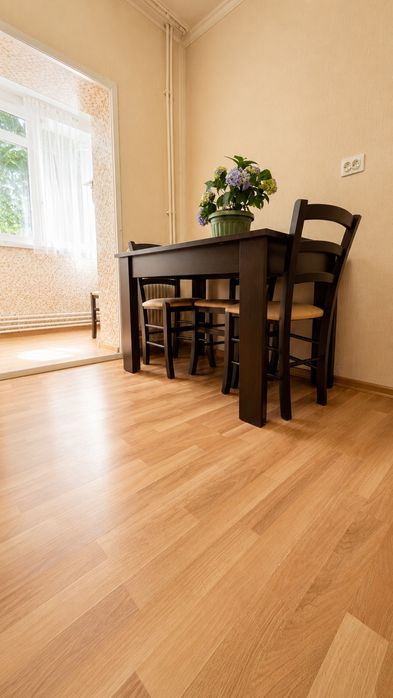 Apartament 2 camere parter înalt, centrala, termopane