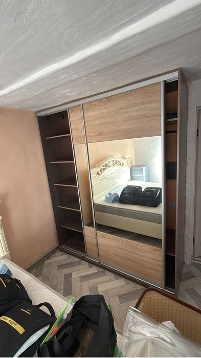 Продам шкаф купе