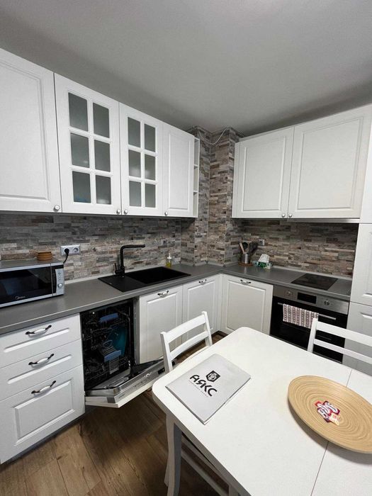 Дава се под наем Двустаен апартамент в София, Зона Б-19 - 81 кв.м за 740 € - Снимка #4