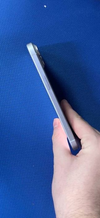 Продам iPhone 15 120 гб 90%