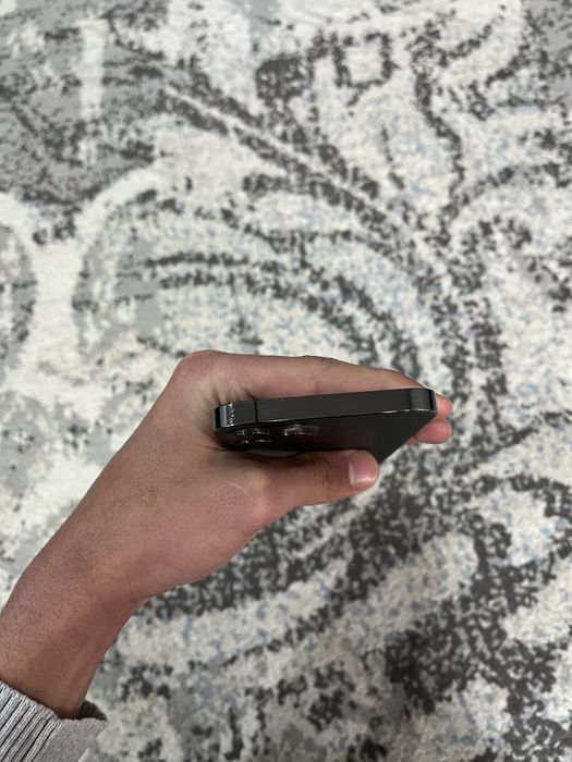 Iphone 12 pro sotiladi