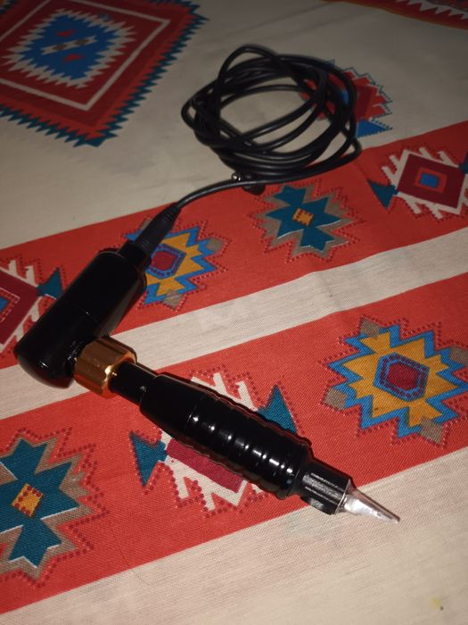 Masina de tatuat Cheyenne hawk spirit cu grip inclus și cablu
