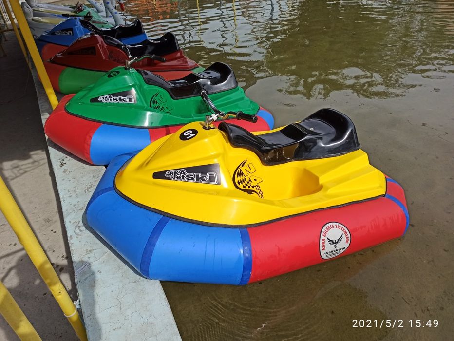 Аттракцион_Сувда юрадиган скутерлар