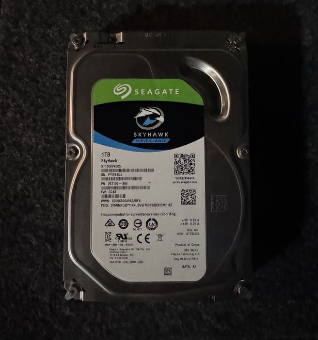 Продам жесткий диск 1тб HDD
