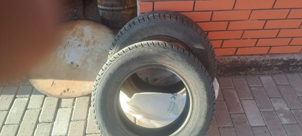 Продам Шины  б/у