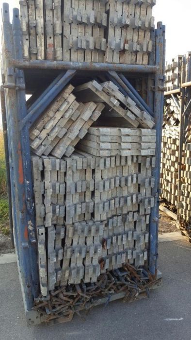 Продавам Фасадно-Рамково-Строително СКЕЛЕ - ВТОРА УПОТРЕБА