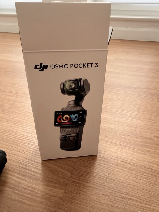 Vând cameră DJI Osmo Pocket 3 – Pachet Standard, În cutie, Stare Impecabilă