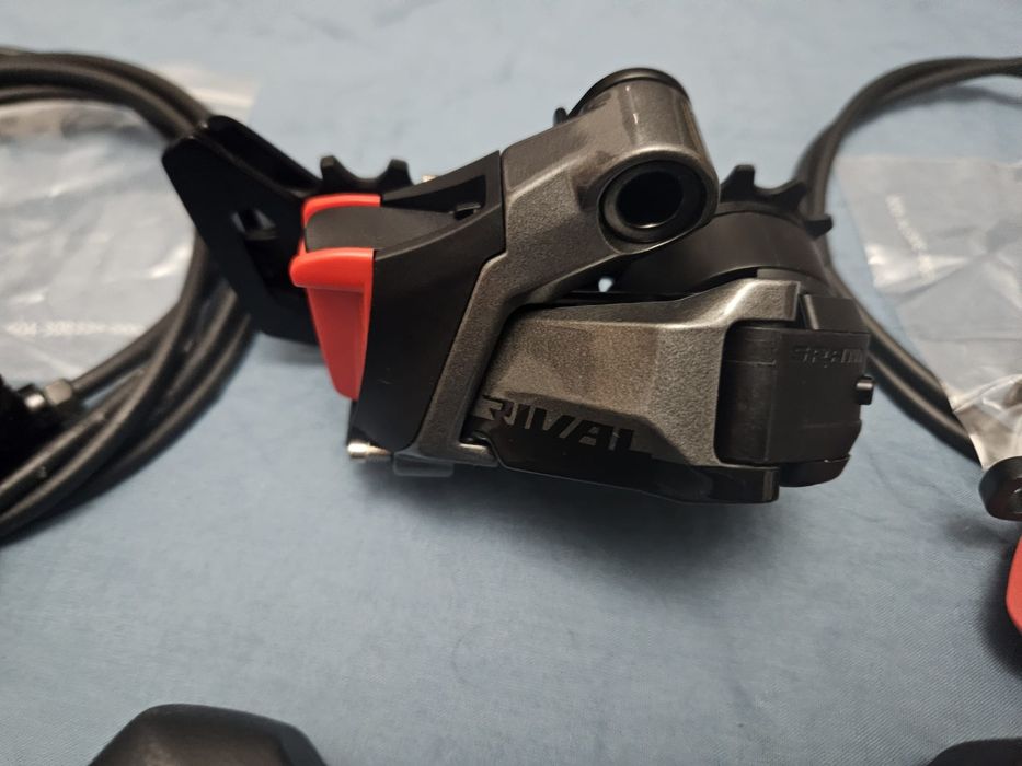 sram rival axs frâne si schimbător 1x12