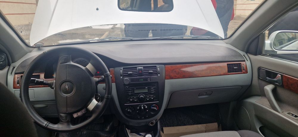 2013й матор 1.6 ласетти сотилади