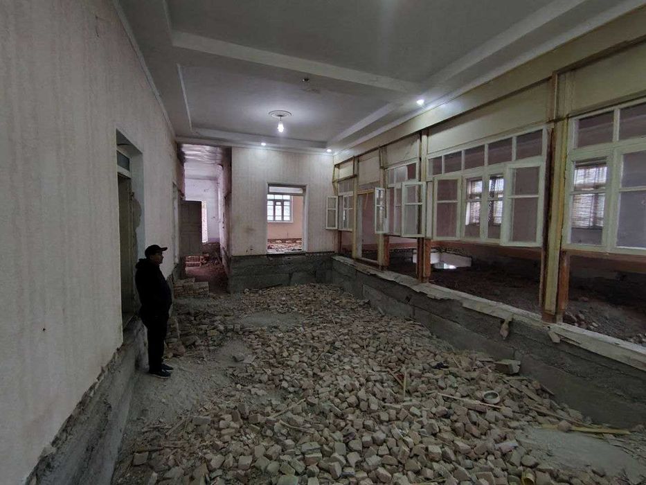 Продаётся участок 4,5 соток Ор-р Отбозор