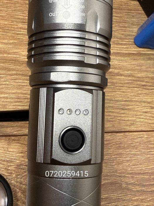 Lanternă ultra-puternică cu led tip laser profesionala SP-38-1