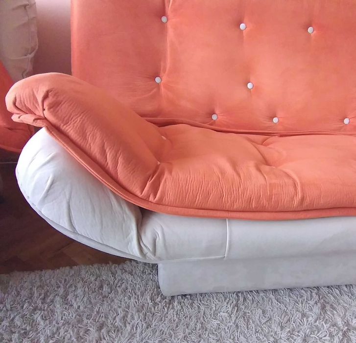 Продавам холова гарнитура