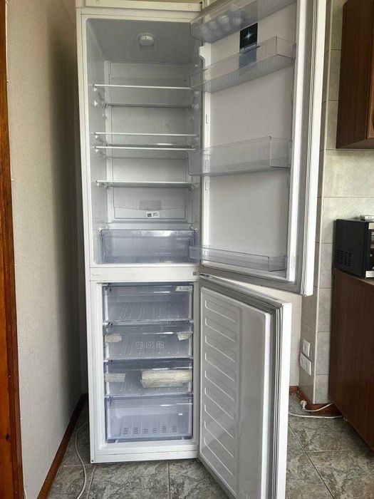 Продам холодильник б/у в отличном состоянии