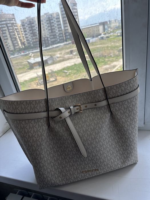 Продам оригинальную сумку MK