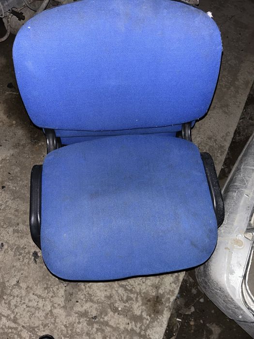 Офисный стулья буу