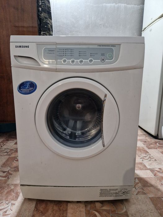 Продам стиральную машину