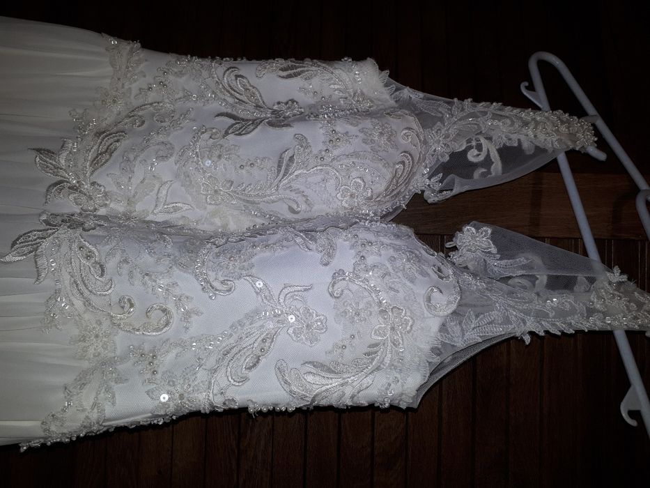 Vand rochie de mireasa