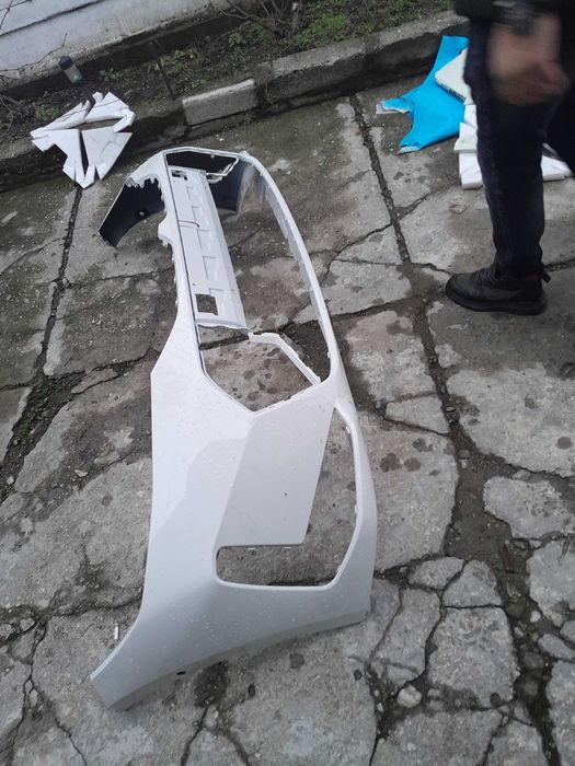 Bara fata Bmw G20 G21 51118085444 Originala in buna stare