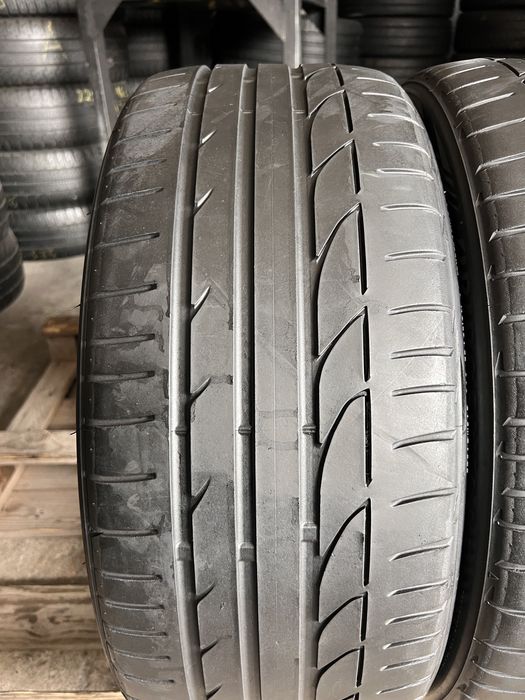2 anvelope vara 235/40/19 , Bridgestone !