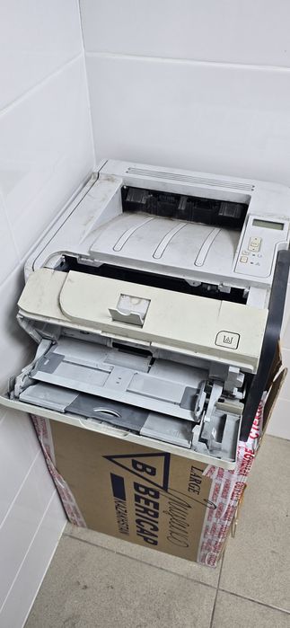 Принтер HP Laser Jet P2055d