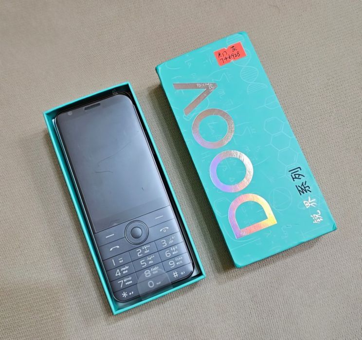 Xiaomi Doov R17 Pro, Памет 4/64 GB , + Слот за карта памет.