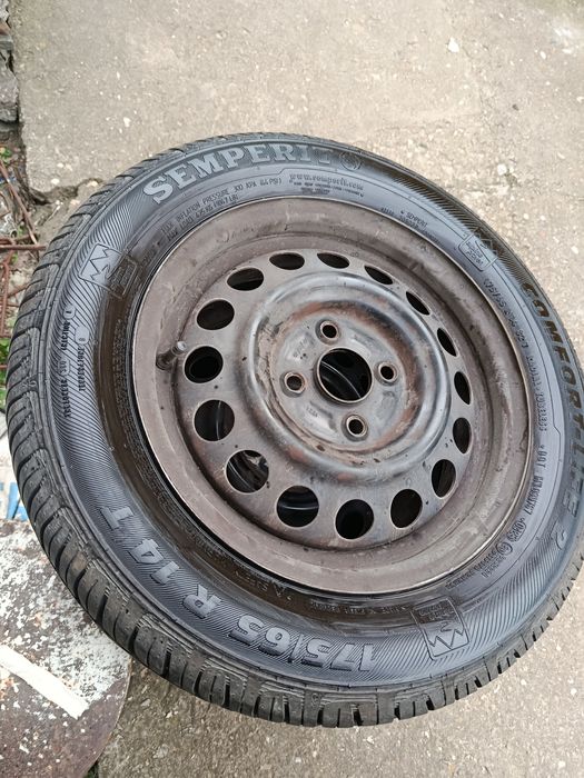 Гуми 175/65/14 SEMPERIT DOT 25