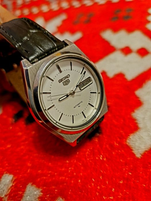 Seiko 5 automatic 17 rubine , 38mm