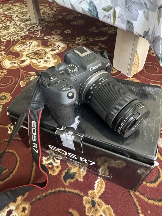 Фотоаппарат Canon