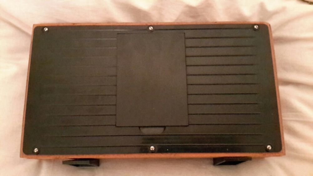 Часы  настольные