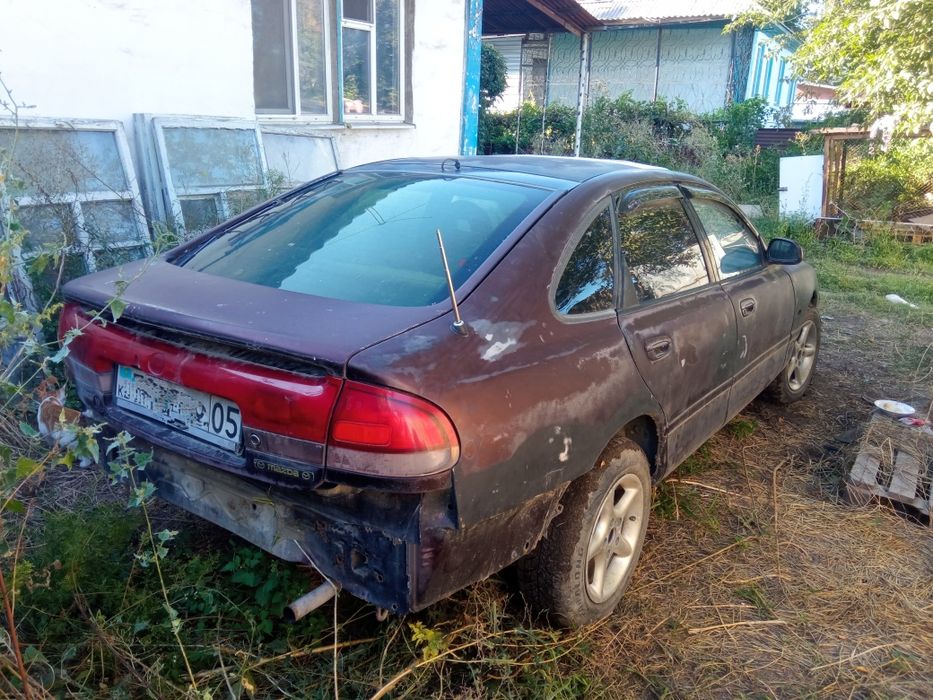 Продам Мазда Кронос