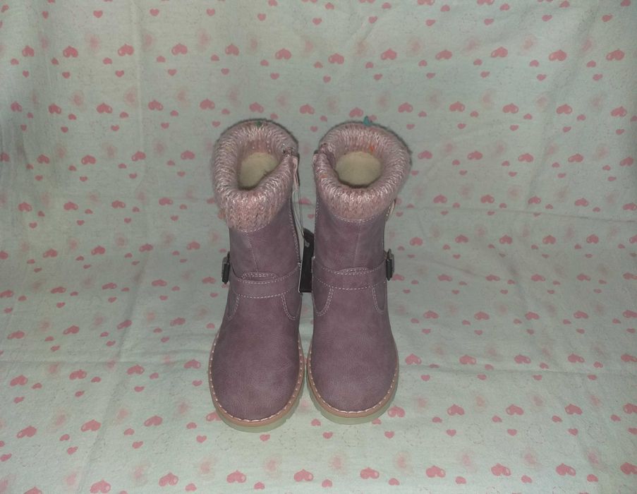 Зимни ботуши за момиче от Daichman с етикет