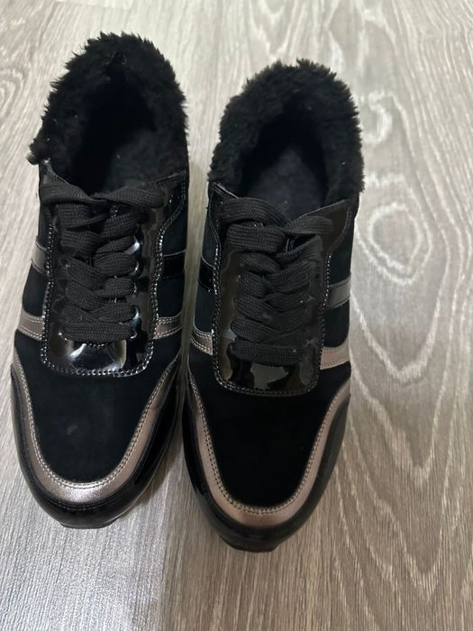 продам зимние кроссовки «sasha fabiani»