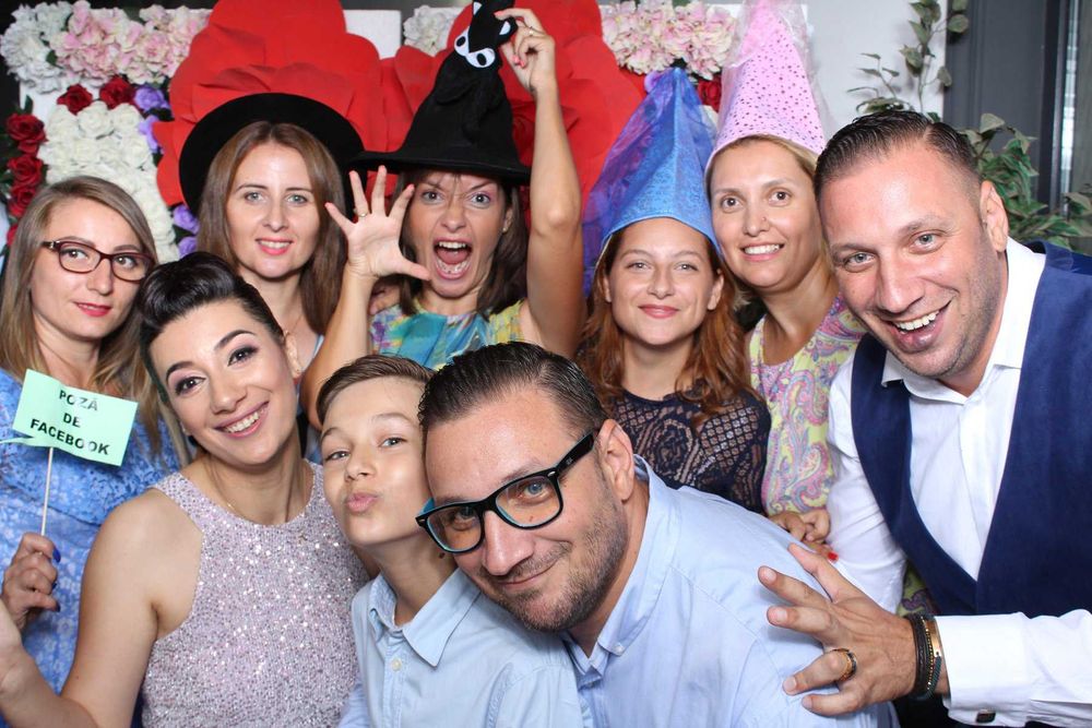 Inchiriere Cabina Foto Oferta pe ore/poze nelimitat