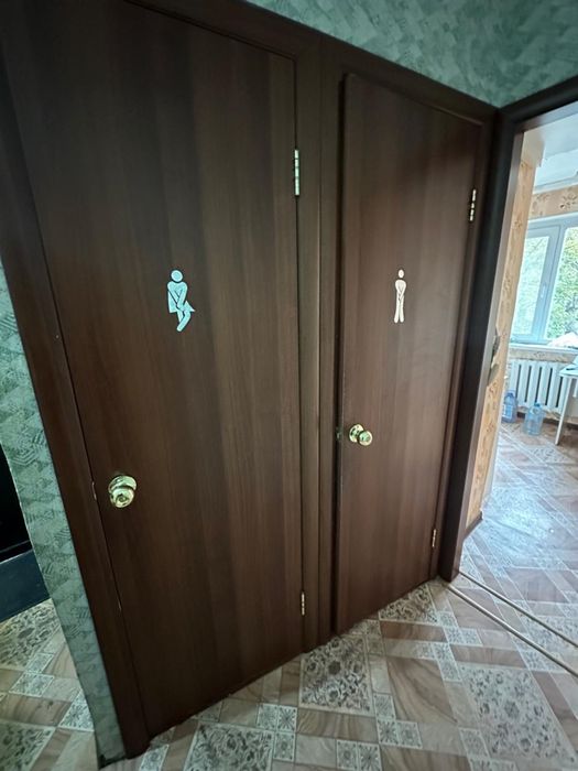 Продам межкомнатные двери по 5000 тг