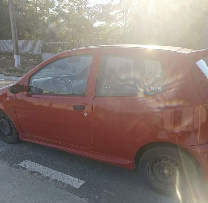 Vand Fiat Punto 1.2 benzina