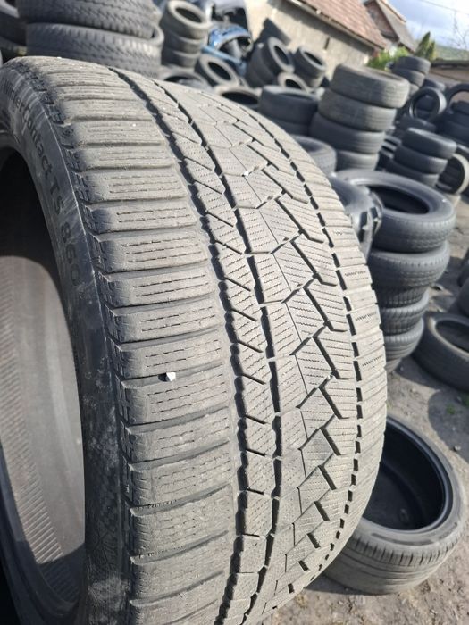 Vand 1 sau 2 anvelope 295 35 21 continental m+s dot 2020